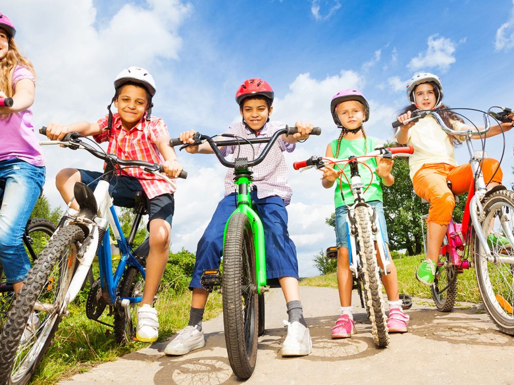 kids-on-bikes
